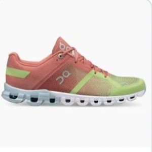On Cloudflow Classic in Guava/Dustrose. Women's Size 6.5